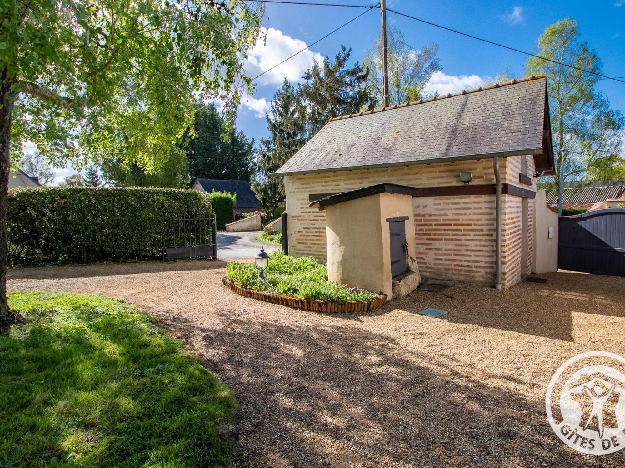 Gite Charmant Avec Jardin, Proche Activites Nautiques - Fr-1-622-75 Morannes sur Sarthe-Daumeray ภายนอก รูปภาพ